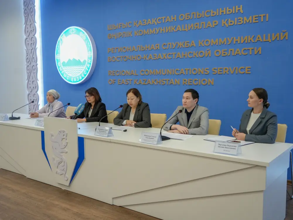 В ВКО в рамках проекта «Пациентская школа» провели обследование детей Актобе
