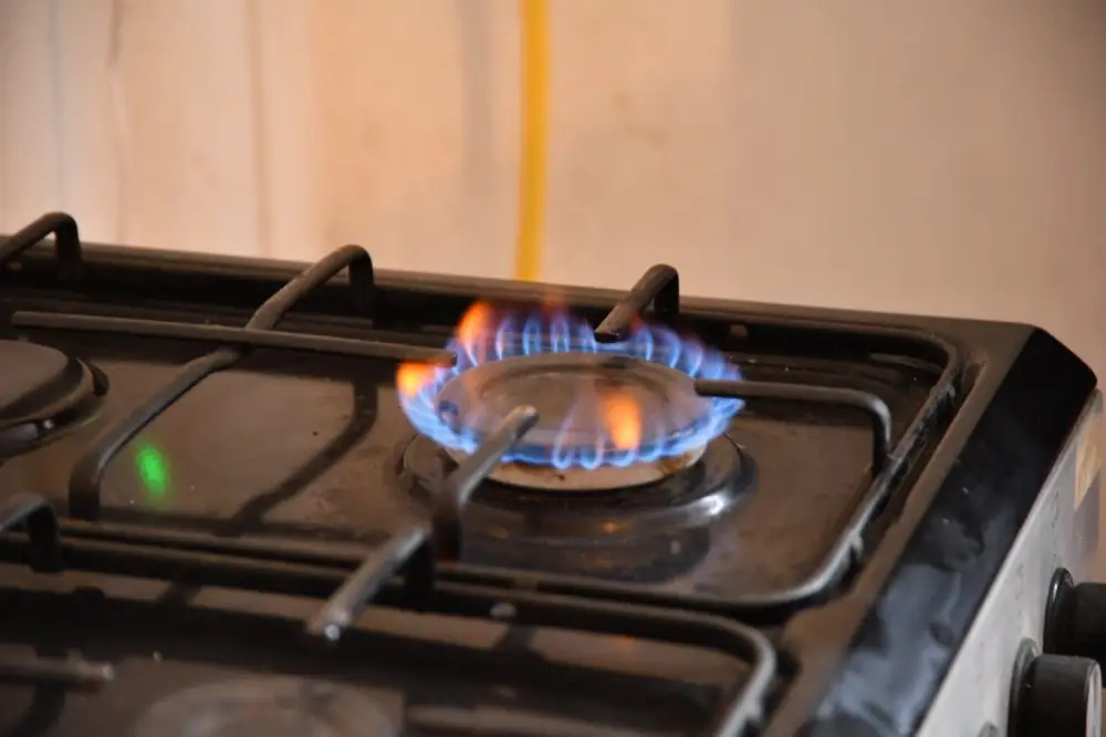 ТУРКЕСТАН: ЕЩЕ ОДНО СЕЛО В ОТЫРАРСКОМ РАЙОНЕ ПОДКЛЮЧЕНО К ПРИРОДНОМУ ГАЗУ (2)