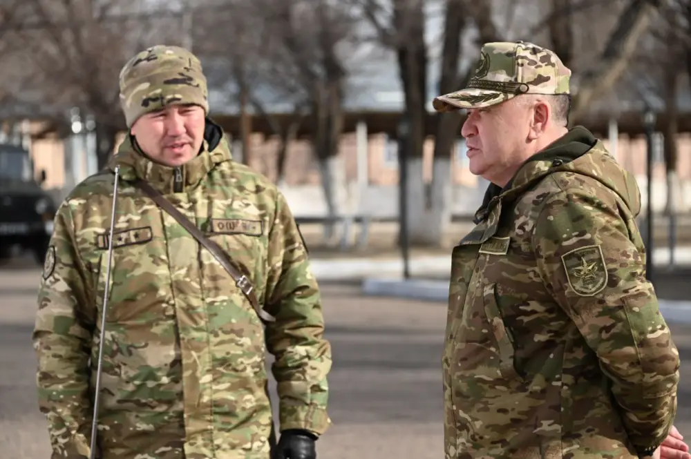 Инспекция гарнизонов Алматинской области условия службы и социальная поддержка военнослужащих Актобе