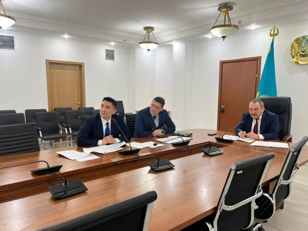 В Казахстане разрабатывают меры по улучшению системы вывоза отходов в селах (2)