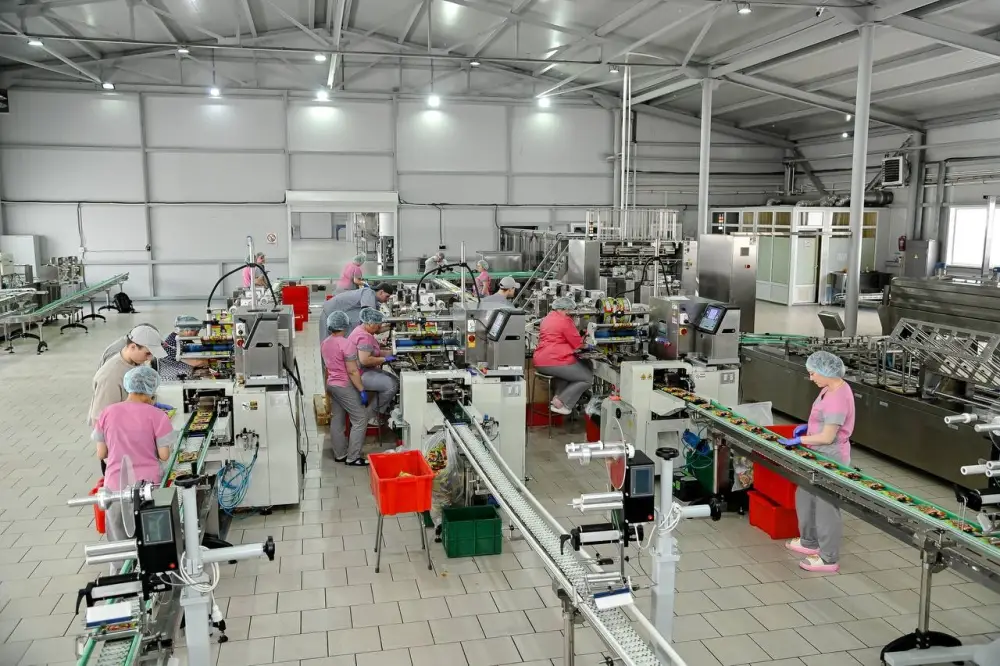 ТОО Радуга вклад в экономику региона создание рабочих мест 2025 год продукция 20 миллиардов тенге налоги 3 5 миллиарда тенге Актобе