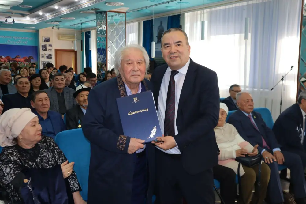 В Астане прошла творческая встреча к юбилею поэта Серика Тургынбекулы Актобе