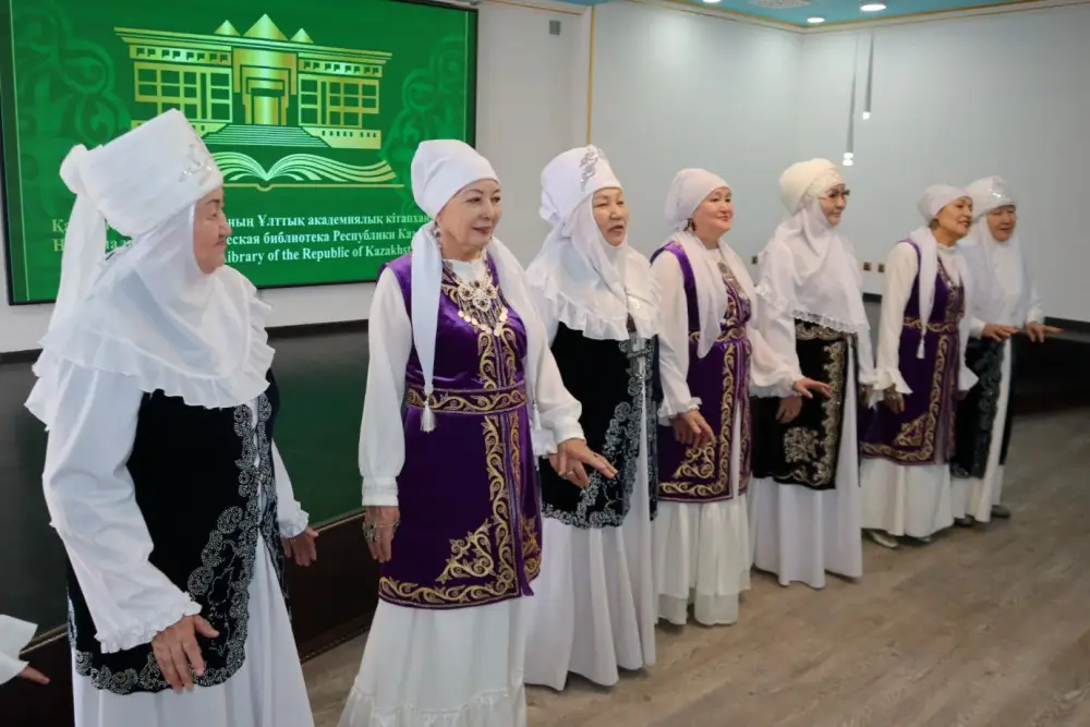 Национальные наряды: стиль, культура и традиции в одном шоу! Актобе