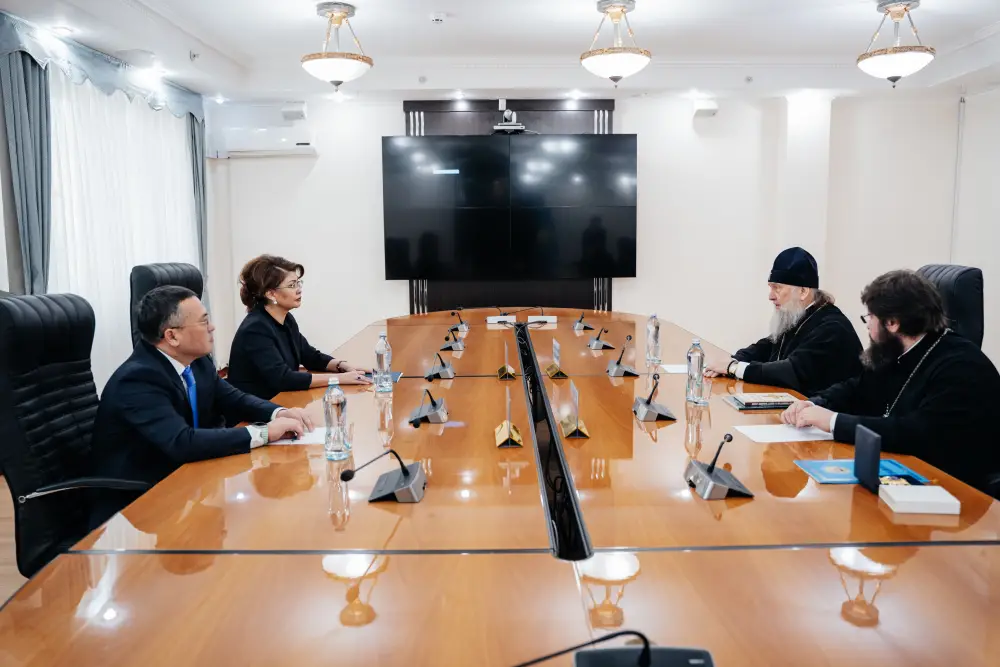 Мосты диалога: Аида Балаева и митрополит Александр обсуждают единство государства и Православной церкви в Казахстане Актобе