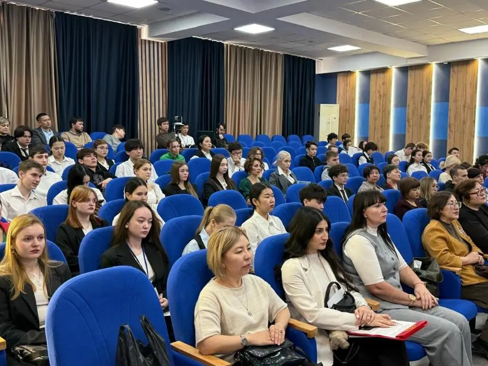 В Костанае прошла международная научно-практическая конференция «ЖАС ҒАЛЫМ–2026», собравшая более 300 научных проектов Актобе
