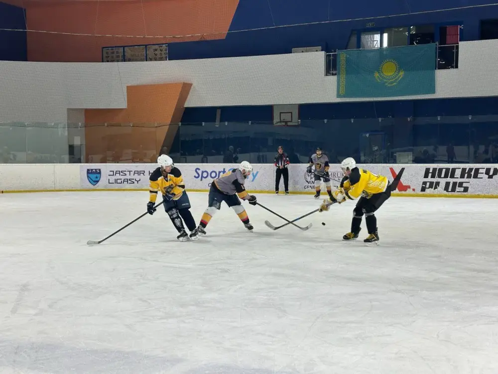 Хоккейные баталии: кто заберет ASTANA ICE CUP? Актобе