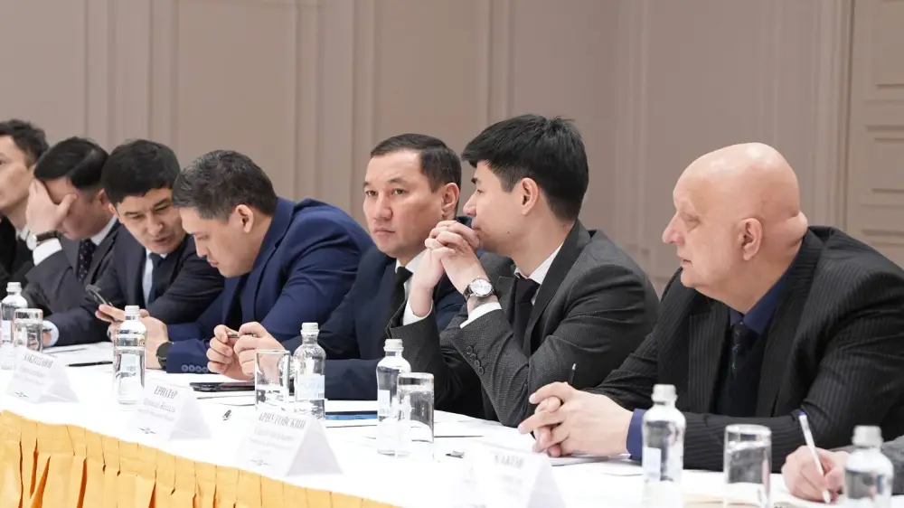 В Казахстане представлена новая модель системы управления отходами (7)