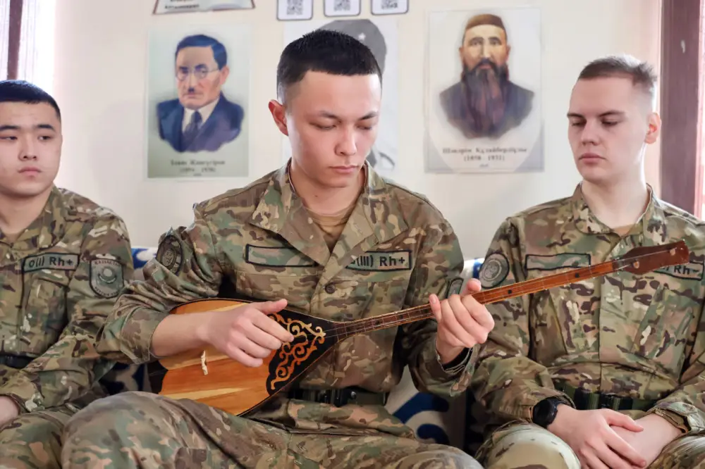 Наурызнама: солдат Национальной гвардии знает наизусть около 100 кюев (3)
