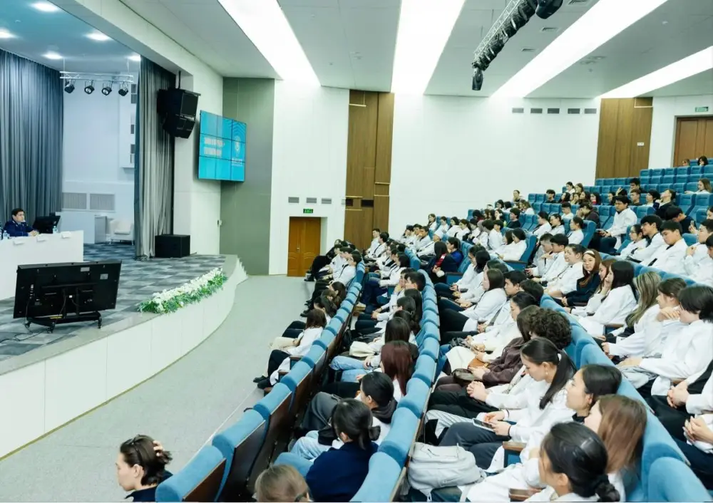 В столице проведена лекция по профилактике преступлений среди молодежи Актобе