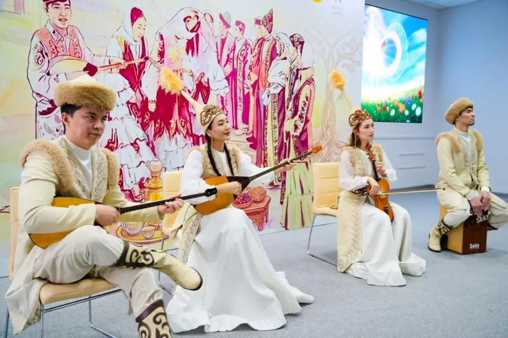 Celebrating Love and Unity: Young Couples Tie the Knot in Astana on Family Day Актобе