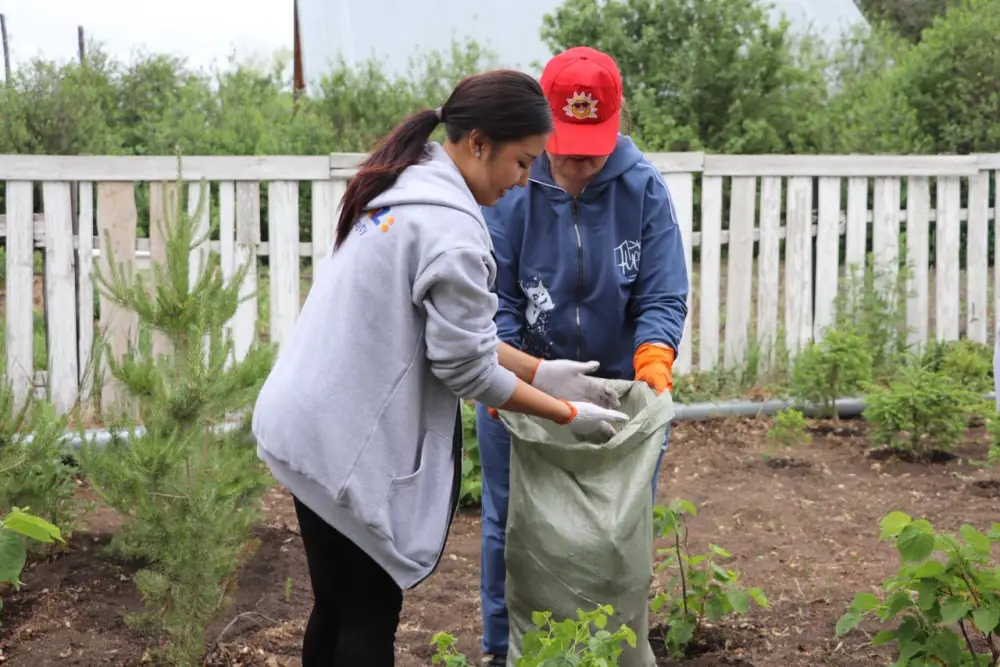 Более 60 тысяч казахстанцев вовлечены в экологическое волонтерство (2)