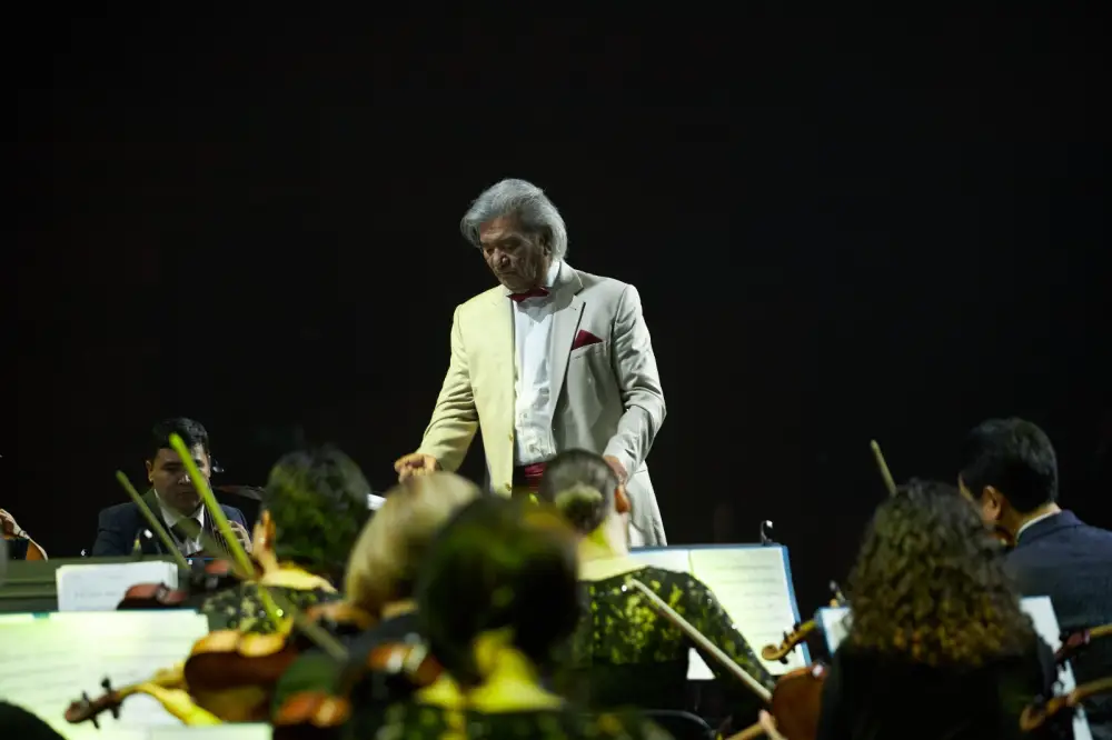 Музыка, вплетенная в юбилей: вечер Али Алпысбаева зазвучал в «Қазақконцерте» Актобе