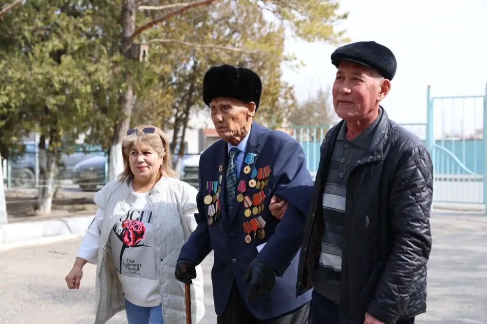 103 года и одна голосующая мудрость на референдуме! Актобе