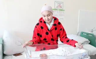 585 новых казахстанцев: референдум и радости рождения!