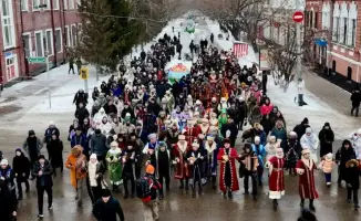 Көрісу күні в Петропавловске празднование единства и дружбы