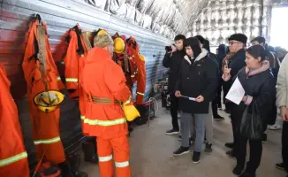 Экоакция в Атырау: волонтёры против огненной угрозы и за чистоту природы