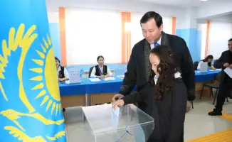 Асхат Шахаров проголосовал в Актюбинской области