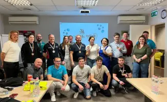 Кентауская студентка Рысхан Акмарал завоевала бронзу на международном конкурсе в Будапеште по малярным и декоративным работам.