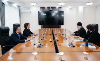Мосты диалога: Аида Балаева и митрополит Александр обсуждают единство государства и Православной церкви в Казахстане