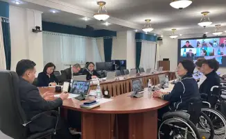 Министр труда Аскарбек Ертаев встретился с активистами по вопросам инвалидности