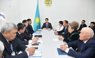 Мост доверия: Азамат Мақсотұлы Айманакумов соединяет идеи на пути к референдуму в Атырау