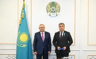 В Жетісу вручили государственные награды за вклад в развитие региона