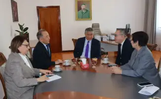 Тюркское наследие: встреча идей в библиотеке РК