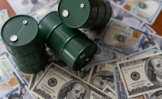 Трамп анализирует экономические риски и последствия возможного роста цен на нефть до 200 долларов за баррель