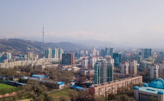 Погода в Астане и Алматы: снег и метели в столице, потепление до +12 в Алматы 6-8 марта