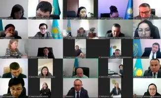 Обсуждение вопросов повышения качества образования и соблюдения законодательства на аппаратном совещании