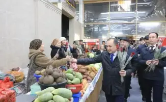 САРЫАГАШ: ПРАЗДНИЧНЫЕ МЕРОПРИЯТИЯ В ЧЕСТЬ МЕЖДУНАРОДНОГО ЖЕНСКОГО ДНЯ
