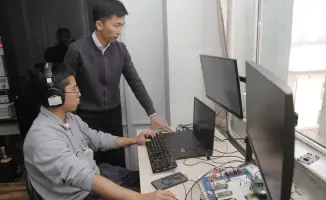 Innovative Device Developed by Kazakh Scientists Converts Environmental Vibrations into Electricity