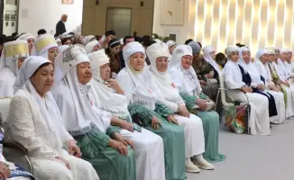 Туркестан: Белые платки как нити, связывающие поколения в празднике материнства и любви