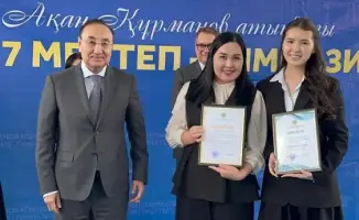 Школьники и студенты Алматы защищают озеро Балхаш