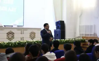 Діни білімнің шамшырағы: жастарды тура жолға жетелейтін кездесу