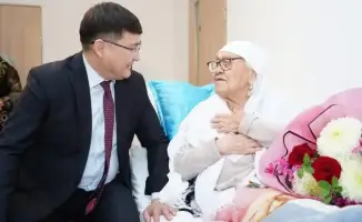 Поздравление бабушек-долгожительниц в Казыгуртском районе