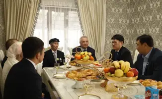 В ТОЛЕБИ РАЙОНЕ ПОЗДРАВИЛИ ЖЕНЩИН СТАРШЕ 90 ЛЕТ В ЧЕСТЬ ВЕСЕННЕГО ПРАЗДНИКА