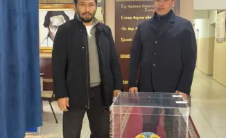 На весах будущего: Олимпийский серебряный призёр Демеу Жадраев отдал голос на республиканском референдуме