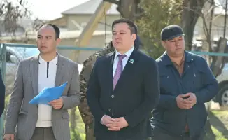 В ТУРКЕСТАНСКОЙ ОБЛАСТИ ОТКРЫЛИ МЕМОРИАЛЬНУЮ ДОСКУ В ПАМЯТЬ О ПОГИБШЕМ ФЕЛЬДШЕРЕ УЛДАНЕ МЫРЗУАН