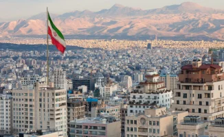 Иран отверг предложения США и выдвинул пять условий для прекращения конфликта, что может усугубить региональную напряженность и затруднить дипломатические усилия.