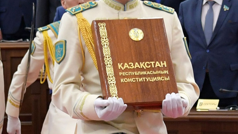 Президент Токаев ответил критикам проекта новой Конституции, которые раздувают языковые споры, подчеркивая важность единства и согласия в обществе. Актобе