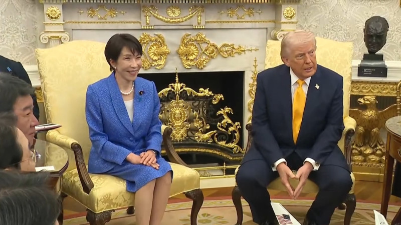Трамп и премьер Японии: шутка о Пёрл-Харборе вызвала мемный бум Актобе