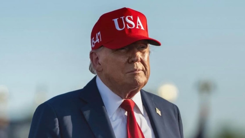Трамп подчеркивает мощь армии США: общество обсуждает этические аспекты неограниченных запасов вооружений Актобе