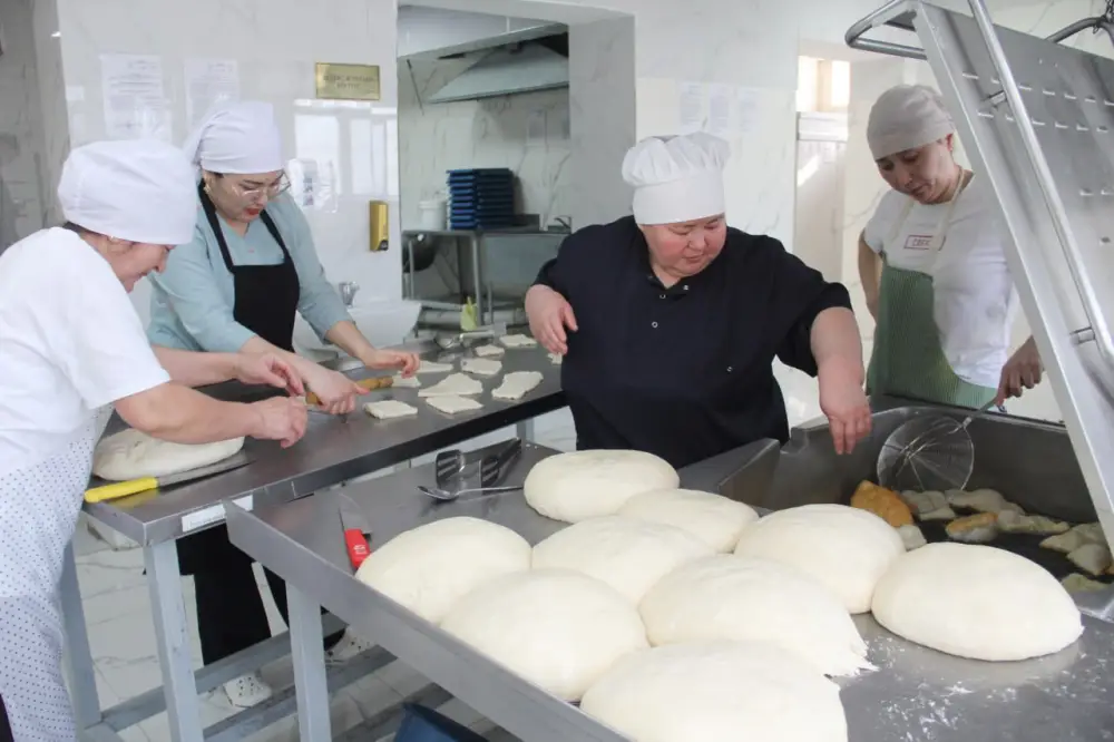 Наурыз в Национальной гвардии МВД РК: 10 тонн наурызкөже как способ укрепления морального духа военнослужащих Актобе