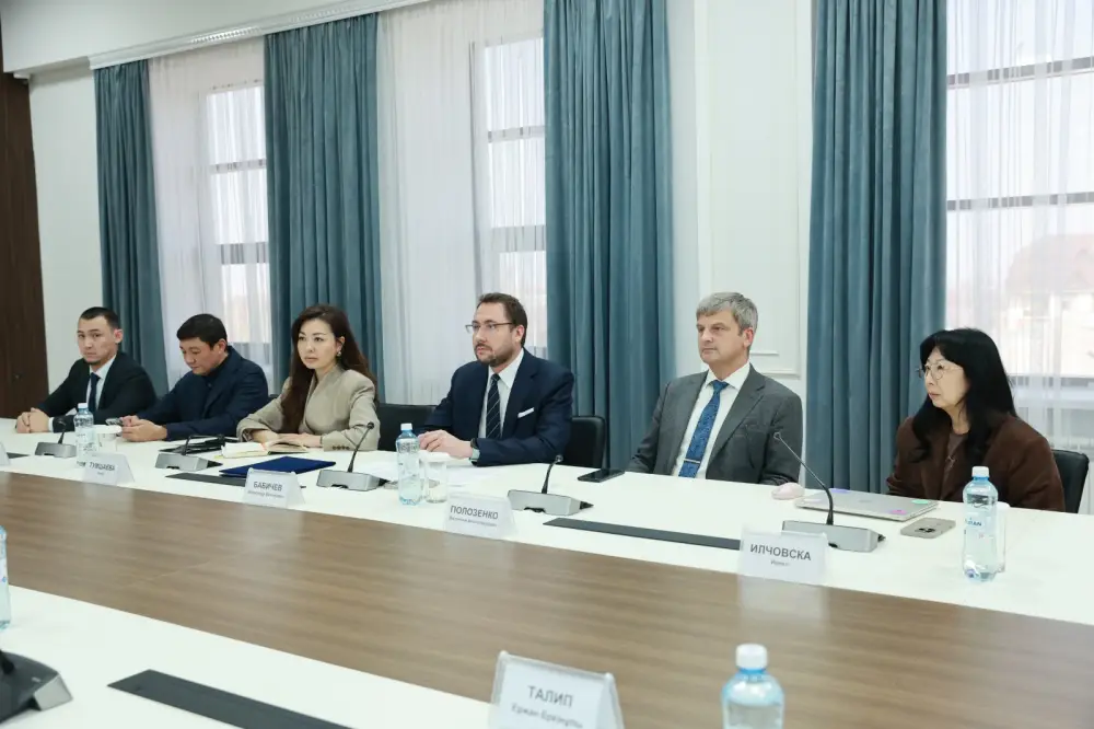 Ербол Карашукеев и председатель правления ТОО «Мобайл Телеком-Сервис» обсудили международное сотрудничество в сфере телекоммуникаций Актобе