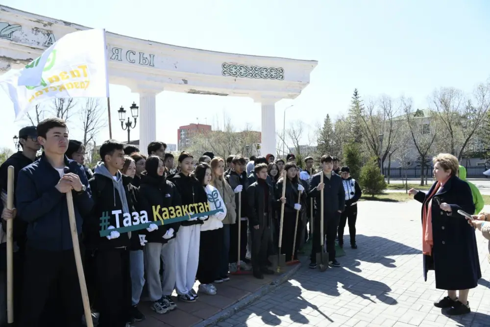 В Казахстане волонтеры объединяются для сохранения культурного наследия страны Актобе