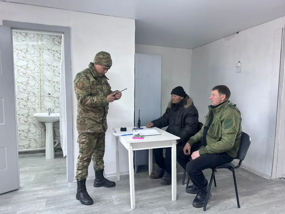 «Ауыл құтқарушылары» повышают уровень пожарной безопасности сельских территорий области Абай (4)