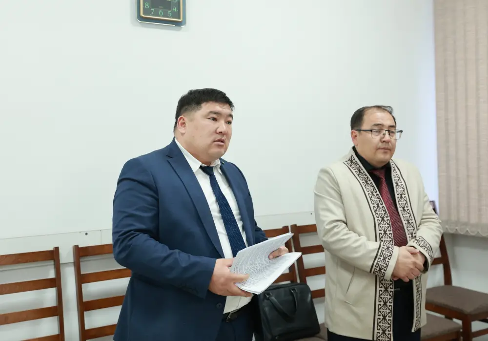 Обсуждение социальных вопросов на приеме граждан Ербола Карашукеева Актобе