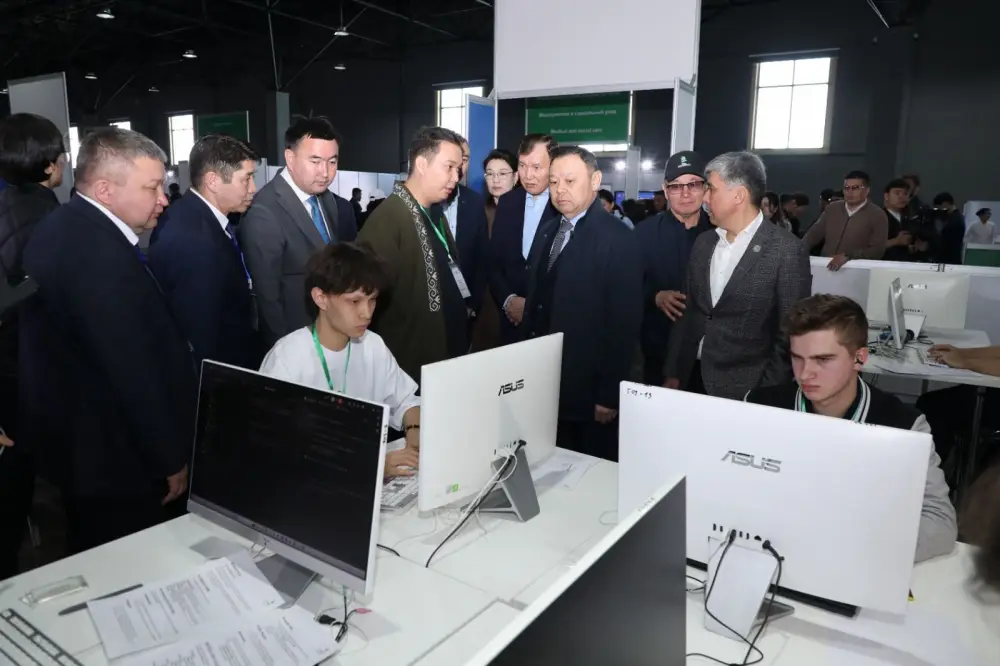 Студенты Алматы демонстрируют свои навыки на чемпионате WorldSkills 2026 Актобе