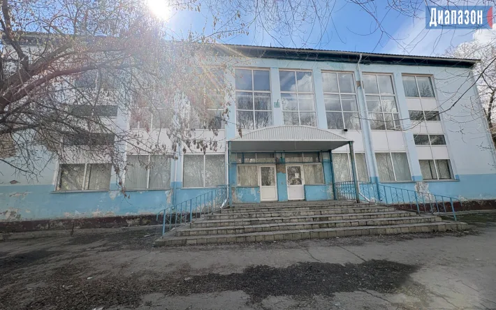 Актюбинцы обсуждают состояние старой части города: мнения разделились. Некоторые жители выражают обеспокоенность по поводу deteriorating инфраструктуры и недостатка внимания со стороны властей. Возрастные здания требуют ремонта, и многие местные жители на Актобе